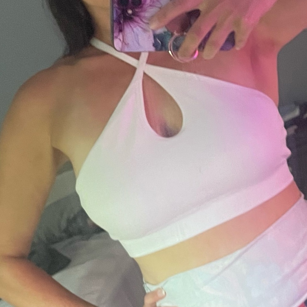 Women's White Cross Neck Halter Sports Bra